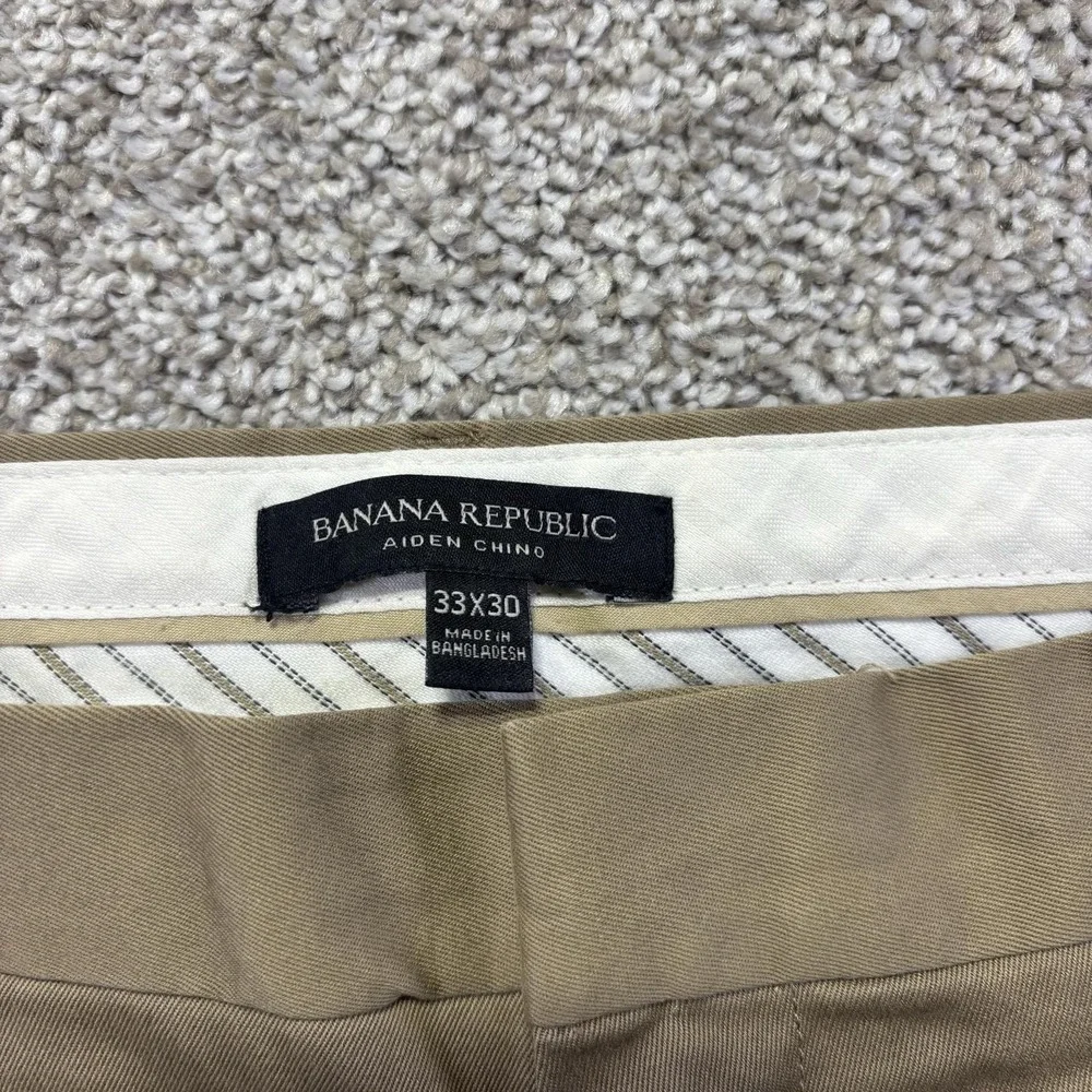 Banana Republic Aiden Chino Pants Mens 33x30 Beige Regular Fit Stretch Casual